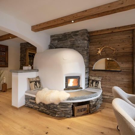 Alpine Lodge Brixen 브릭센임탈 외부 사진
