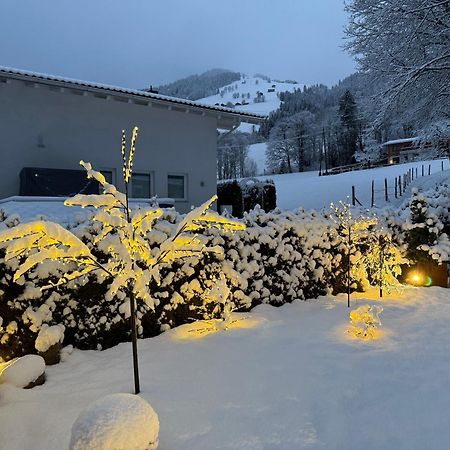 Alpine Lodge Brixen 브릭센임탈 외부 사진