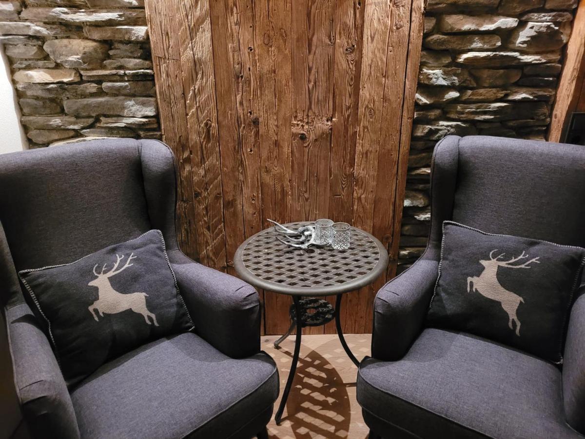 Alpine Lodge Brixen 브릭센임탈 외부 사진