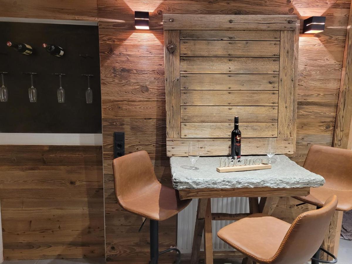 Alpine Lodge Brixen 브릭센임탈 외부 사진