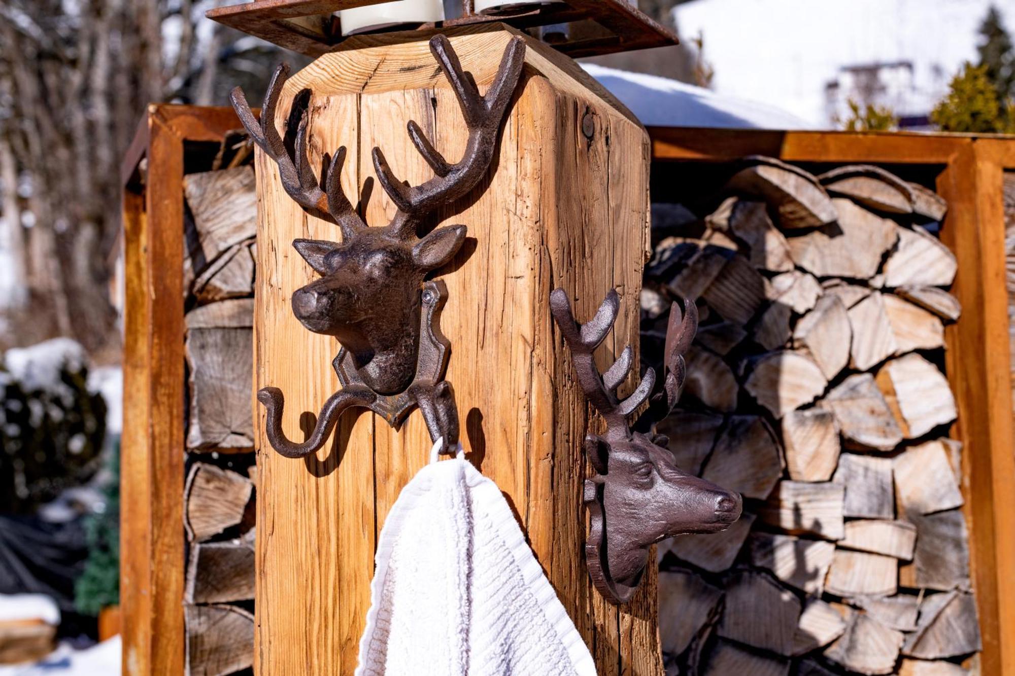 Alpine Lodge Brixen 브릭센임탈 외부 사진