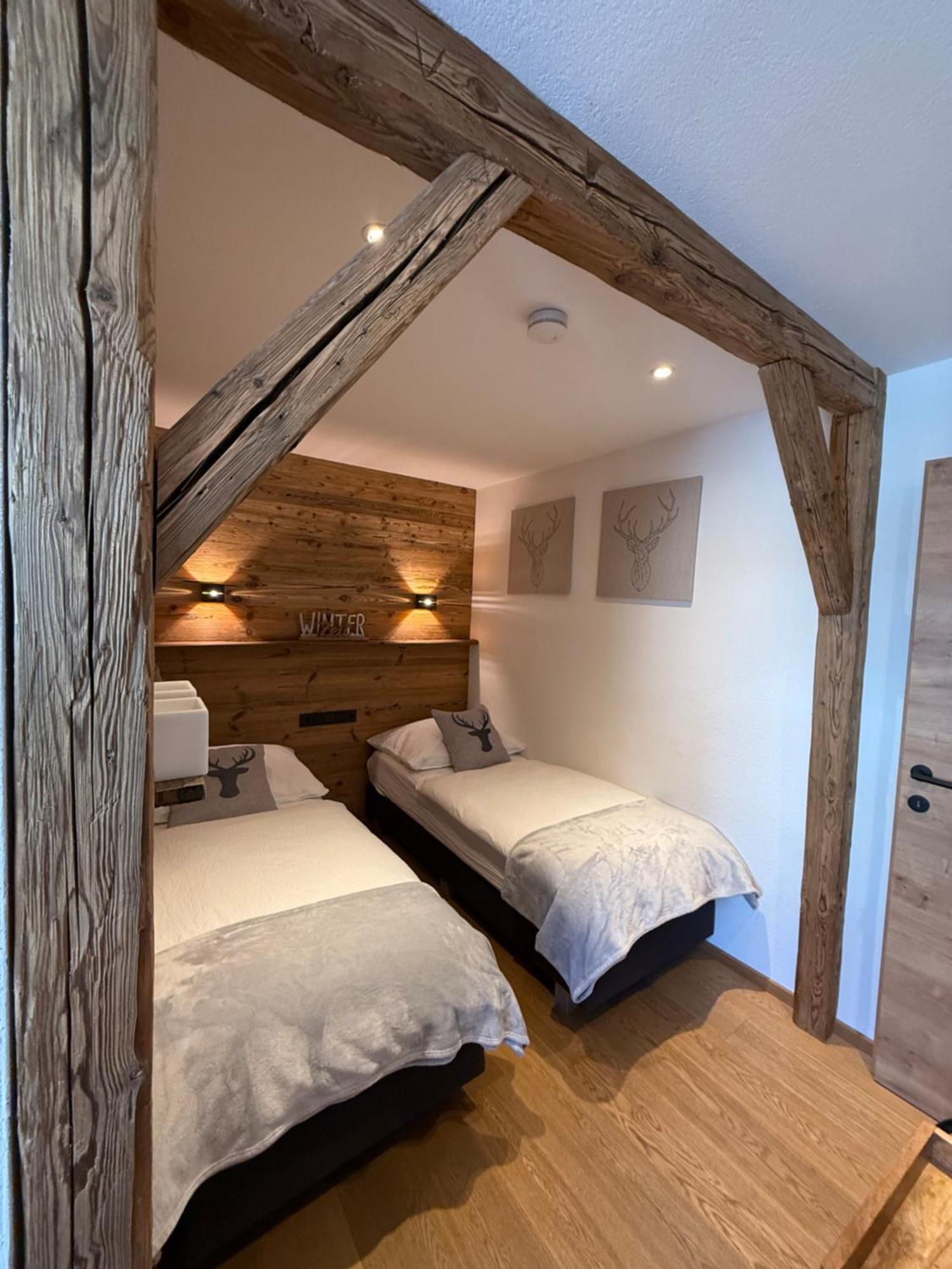 Alpine Lodge Brixen 브릭센임탈 외부 사진